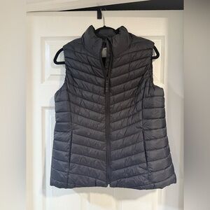 Old Navy Active Puffer Vest